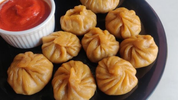 Veg Momos 10 Pcs